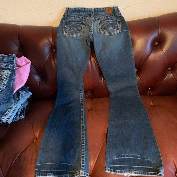 BKE Jeans - Picture 2 of 4